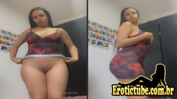 Bella Doll pelada no OnlyFans